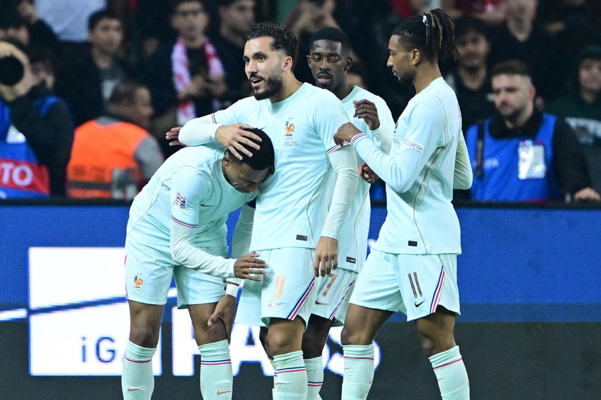 Golünü atan Mbappe sakatlandı