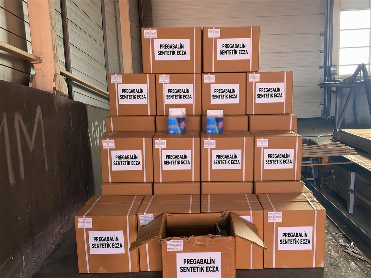Gümrükler Muhafaza, Mersin'de üç operasyonda 1 ton 716,5 kg pregabalin ele geçirdi