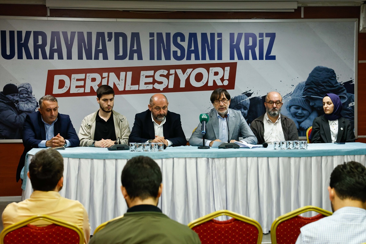 İHH öncülüğündeki STK'ler Ukrayna'da güvenli insani yardım koridoru açılmasını istedi