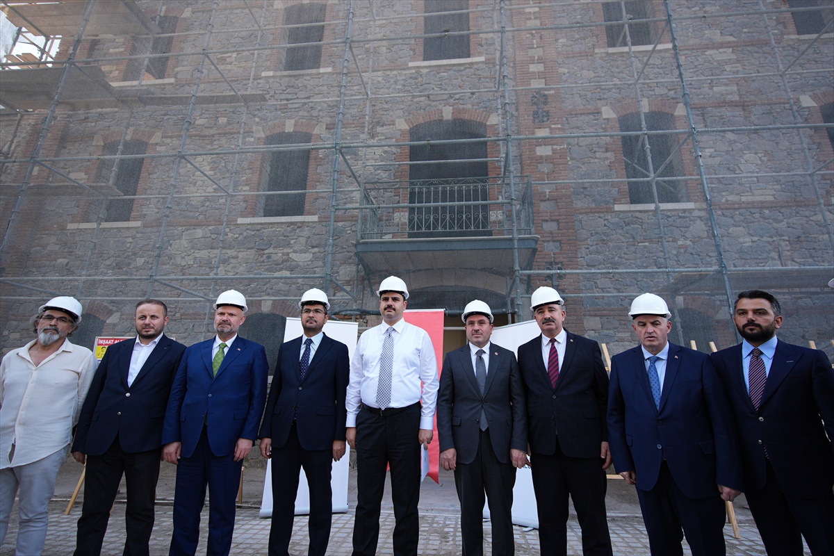 İzmir'deki tarihi un fabrikası, kütüphaneye dönüşecek