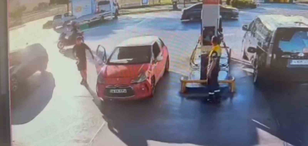Kendini polis ve savcı diye tanıttı, milyonları poşetle götürdü! 19 yaşındaki dolandırıcı yakalandı