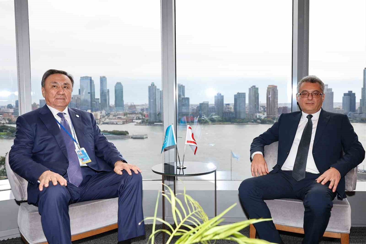 KKTC Cumhurbaşkanı Erhürman, New York'ta TDT Genel Sekreteri Ömüraliyev ile görüştü