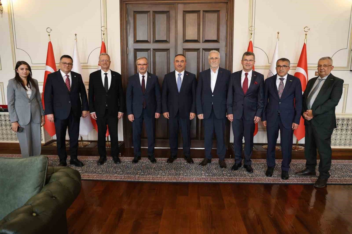 Memet Aslan, Çorlu’daki OSBÜK toplantısında 23 OSB’nin sorunlarını değerlendirdi