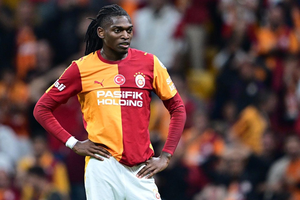 Rafael Leao’yu İtalya’da topa tuttular
