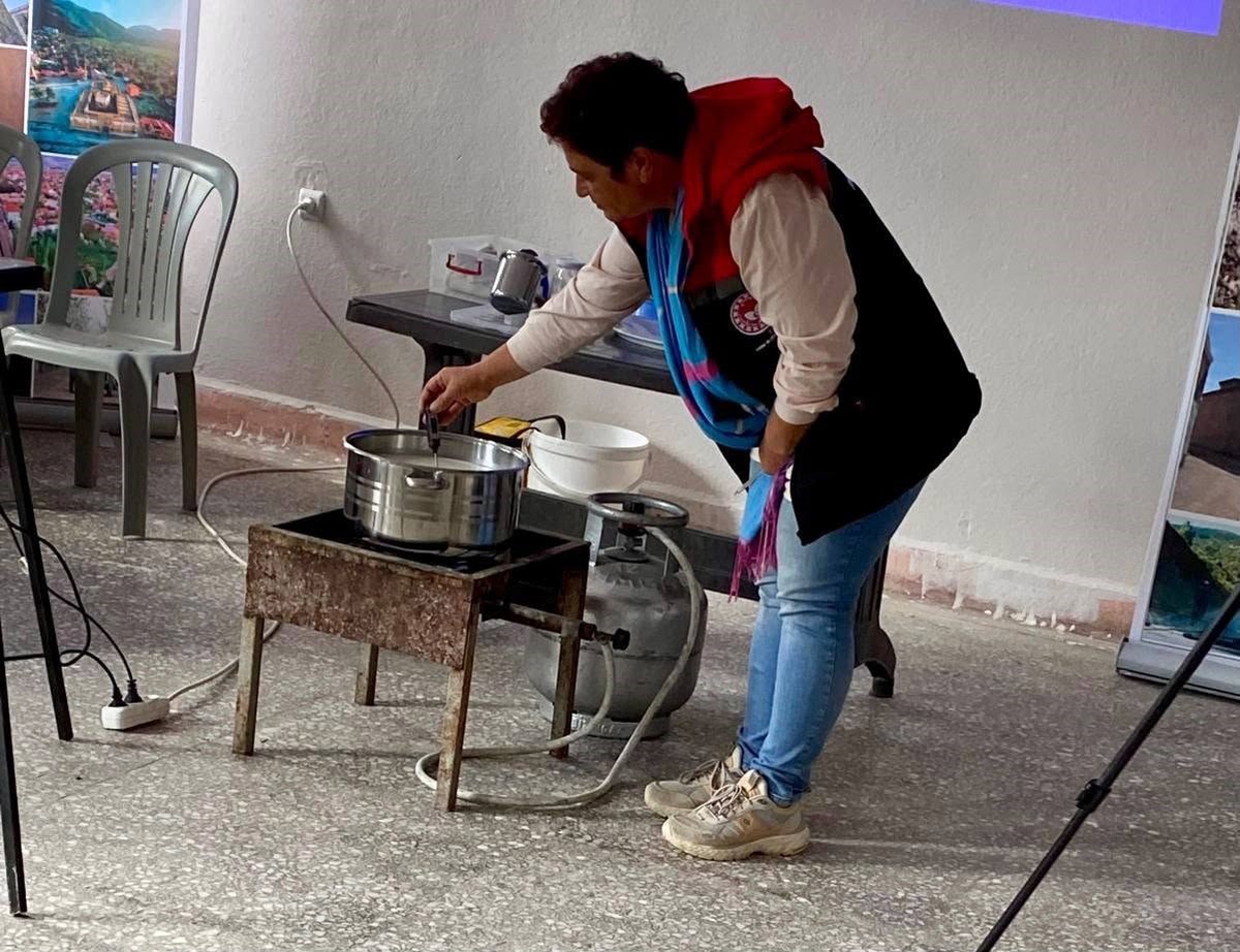 Sultandağı'nda kadınlara süt ürünleri eğitimi verildi, beyaz peynir üretimi yapıldı