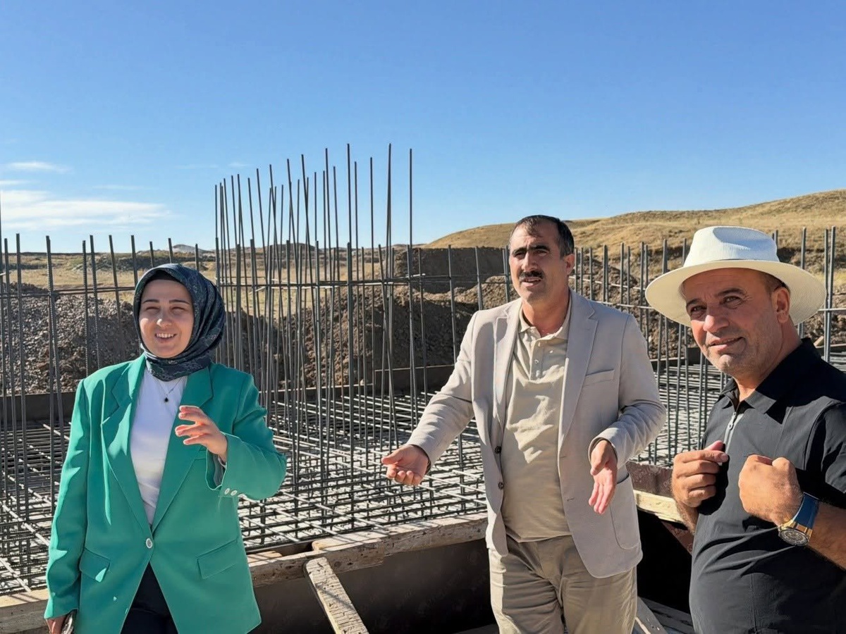 Taşlıçay Kaymakamı Kılıç ve Başkan Budak, proje alanlarını yerinde inceledi
