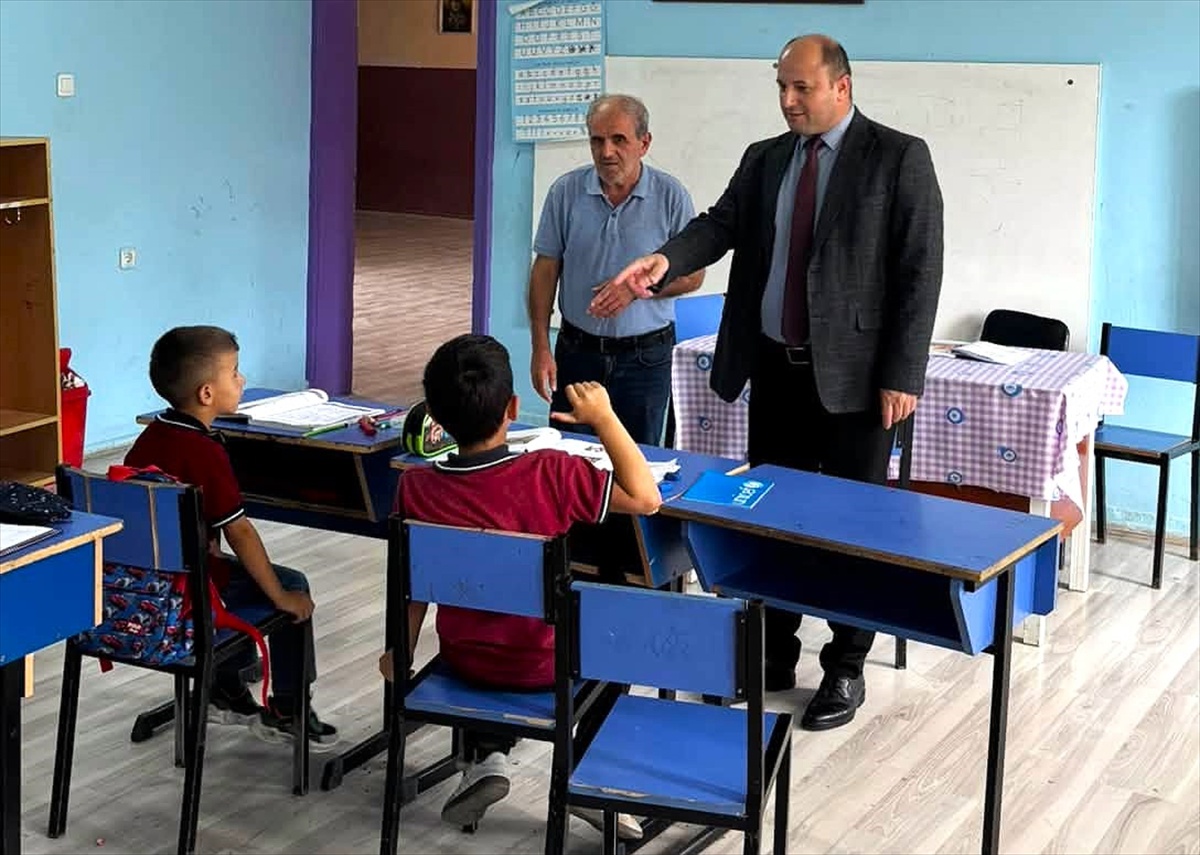 Taşova İlçe Milli Eğitim Müdürü Tümer, Sepetli ve Akınoğlu köy okullarını inceledi
