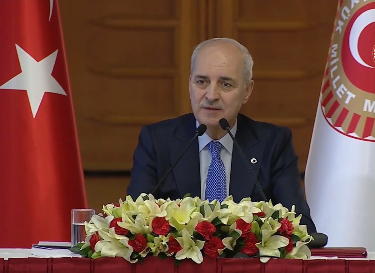 TBMM Başkanı Kurtulmuş, Terörsüz Türkiye için yeni yolun karşımızda olduğunu söyledi