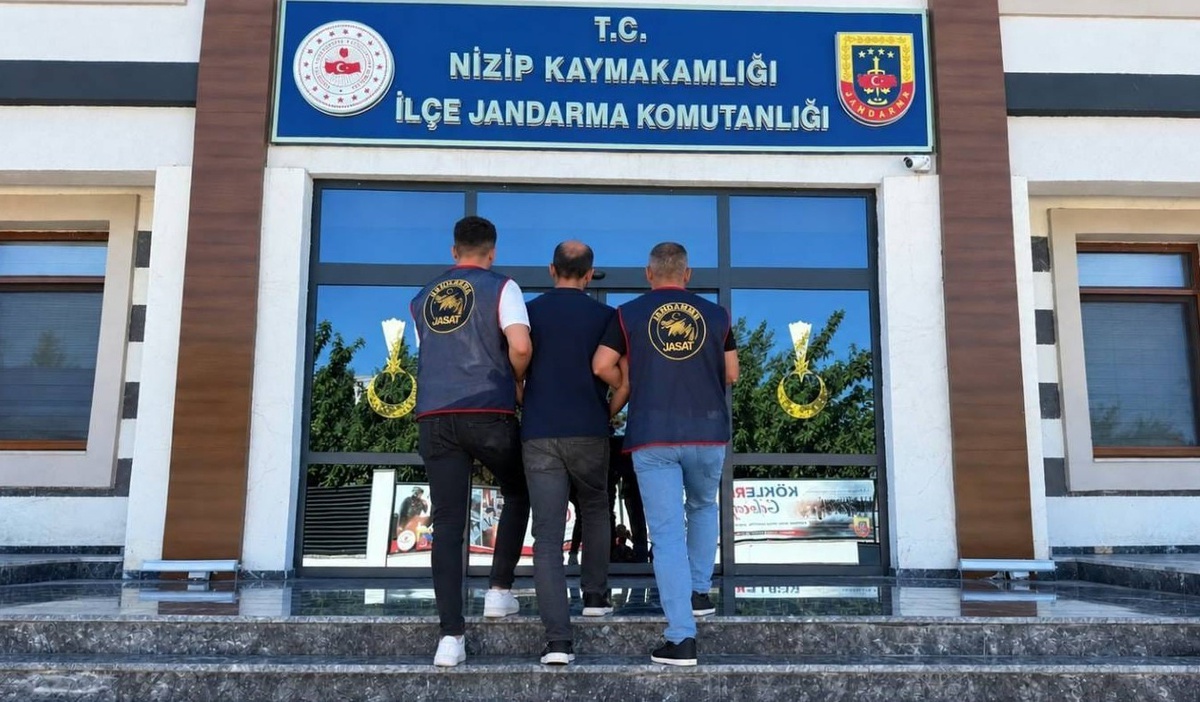 Uyuşturucudan 12 yıl 2 ay hapis cezasıyla aranan şahıs Gaziantep Nizip'te yakalandı
