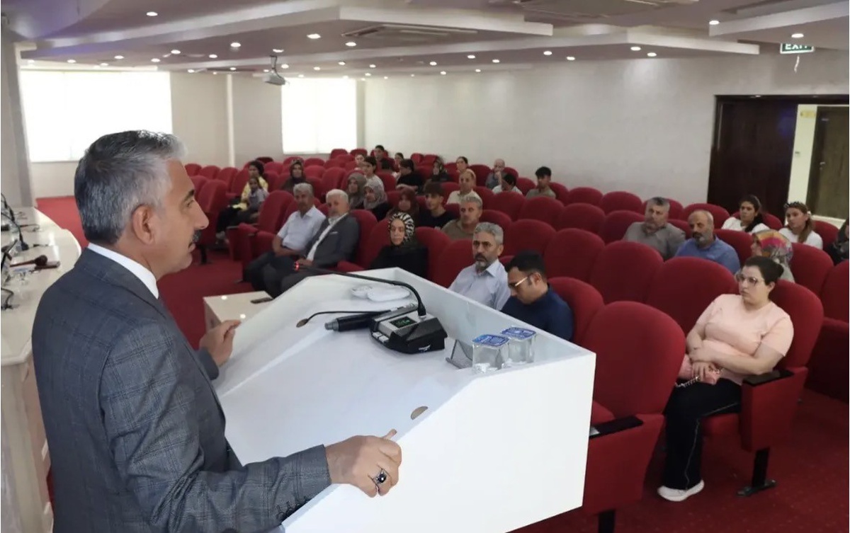 Adıyaman'da kantincilere hijyen eğitimi Milli Eğitim ve Sağlık iş birliğiyle verildi