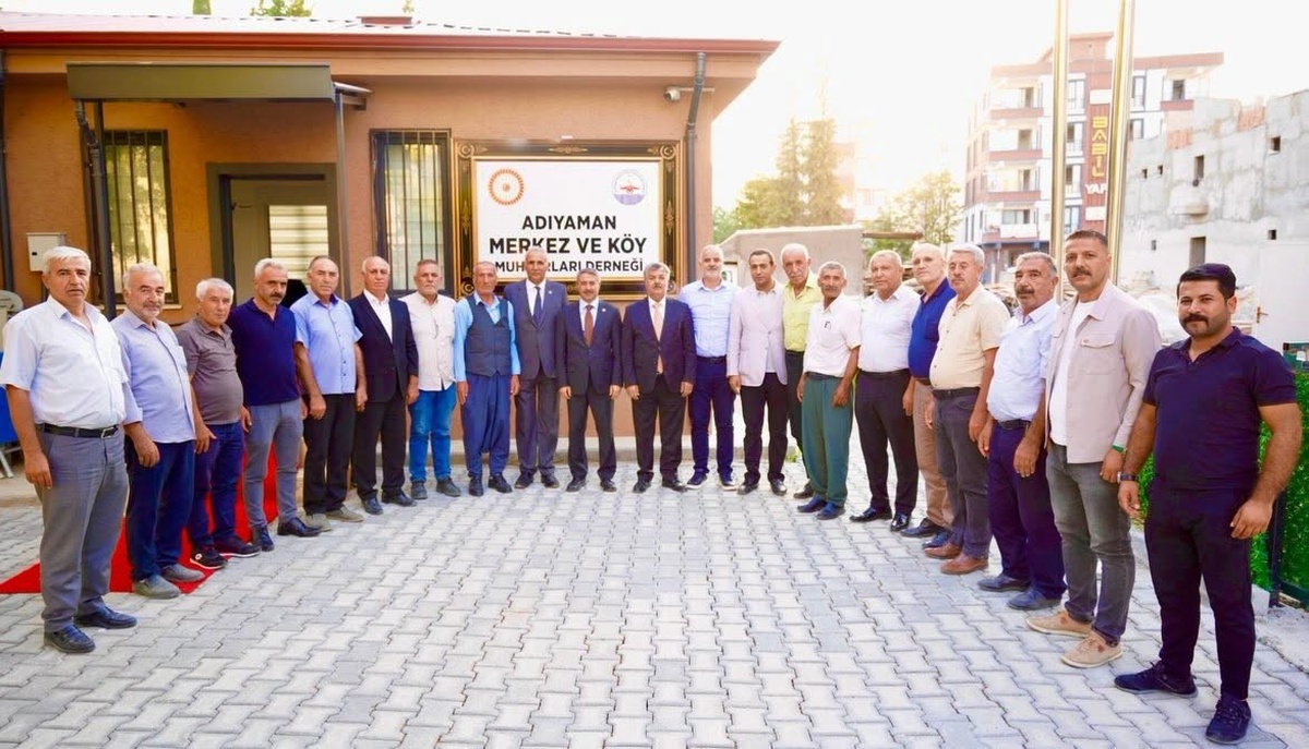 AK Parti Adıyaman İl Başkanı Çadır, muhtarlarla ihtiyaçları istişare etti