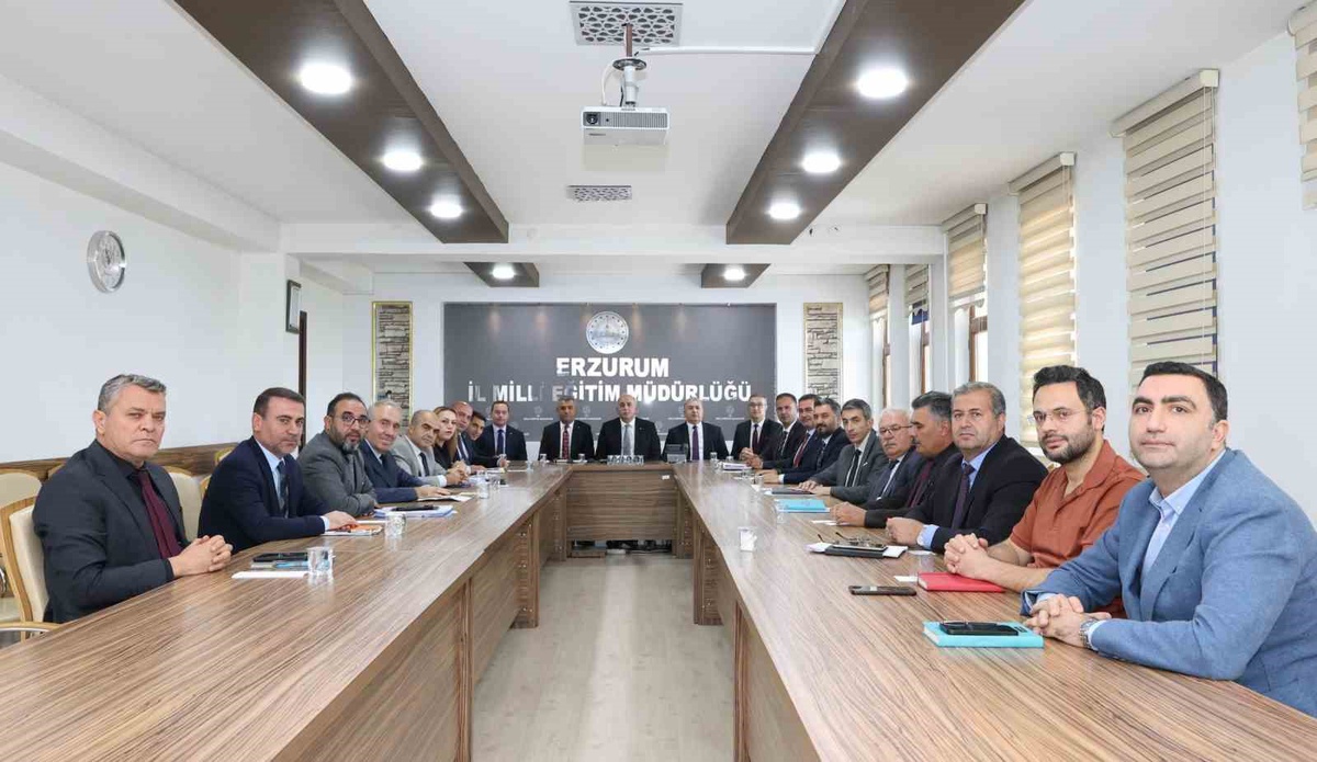 Erzurum İl Milli Eğitim Müdürlüğü müfettiş raporlarıyla yol haritası belirledi