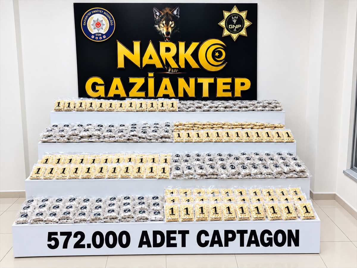 Gaziantep'te operasyonda 572 bin uyuşturucu hap bulundu, 3 zanlı gözaltına alındı