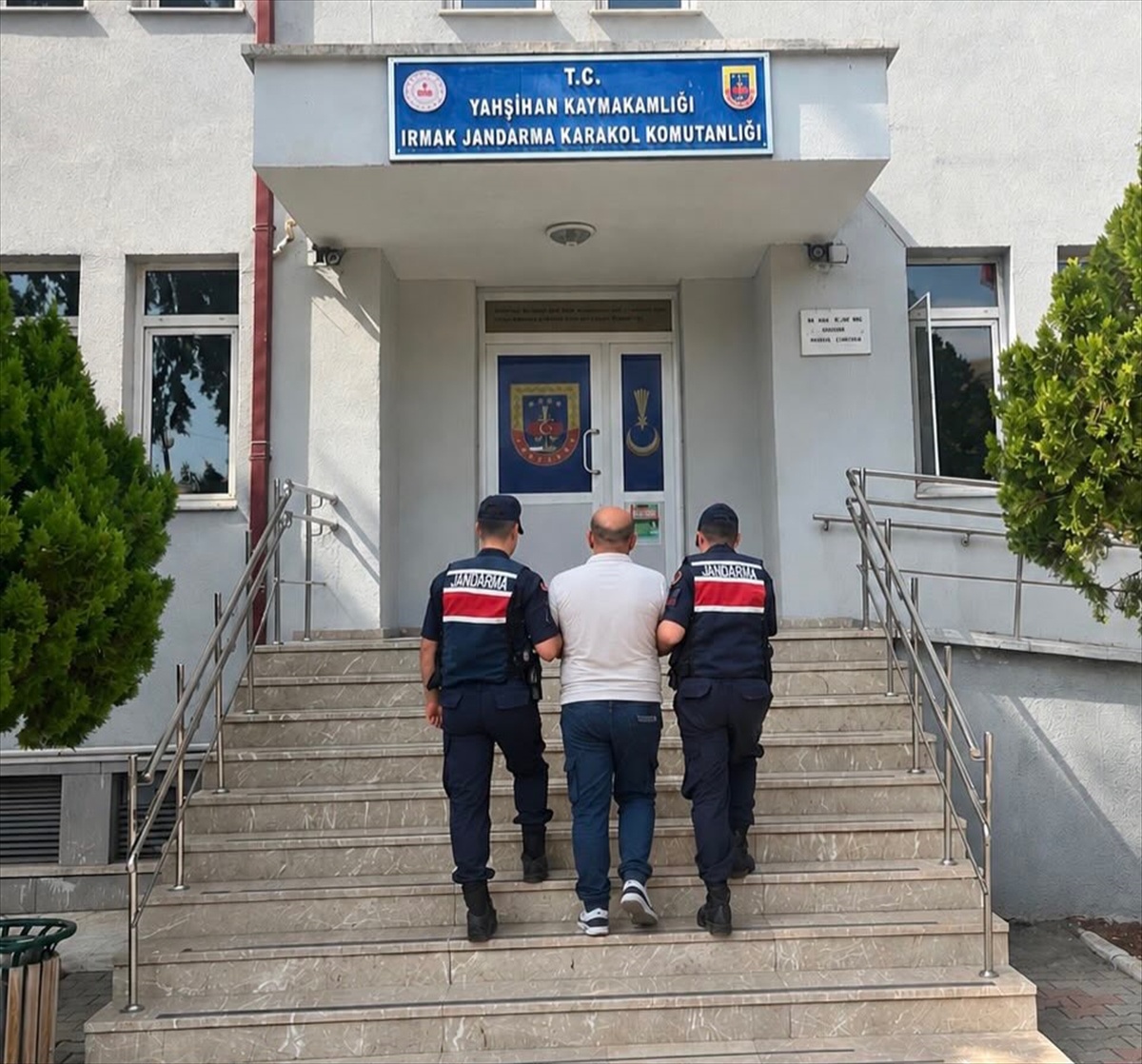 Kırıkkale'de 3 yıl 1 ay 15 gün hapis cezası olan firari hükümlü yakalandı