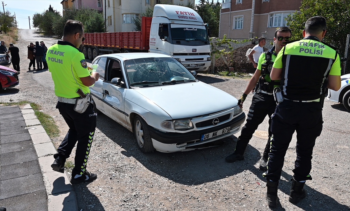 Ehliyet sınavındaki adaya 14 yaşındaki ehliyetsiz sürücü çarptı! Kırıkkale'de 4 yaralı