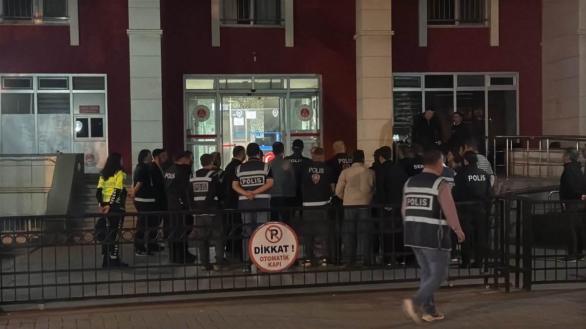 Manisa Turgutlu'da 11 öğrenciyi yaralayan saldırıda 10 şüpheliden 7'si tutuklandı
