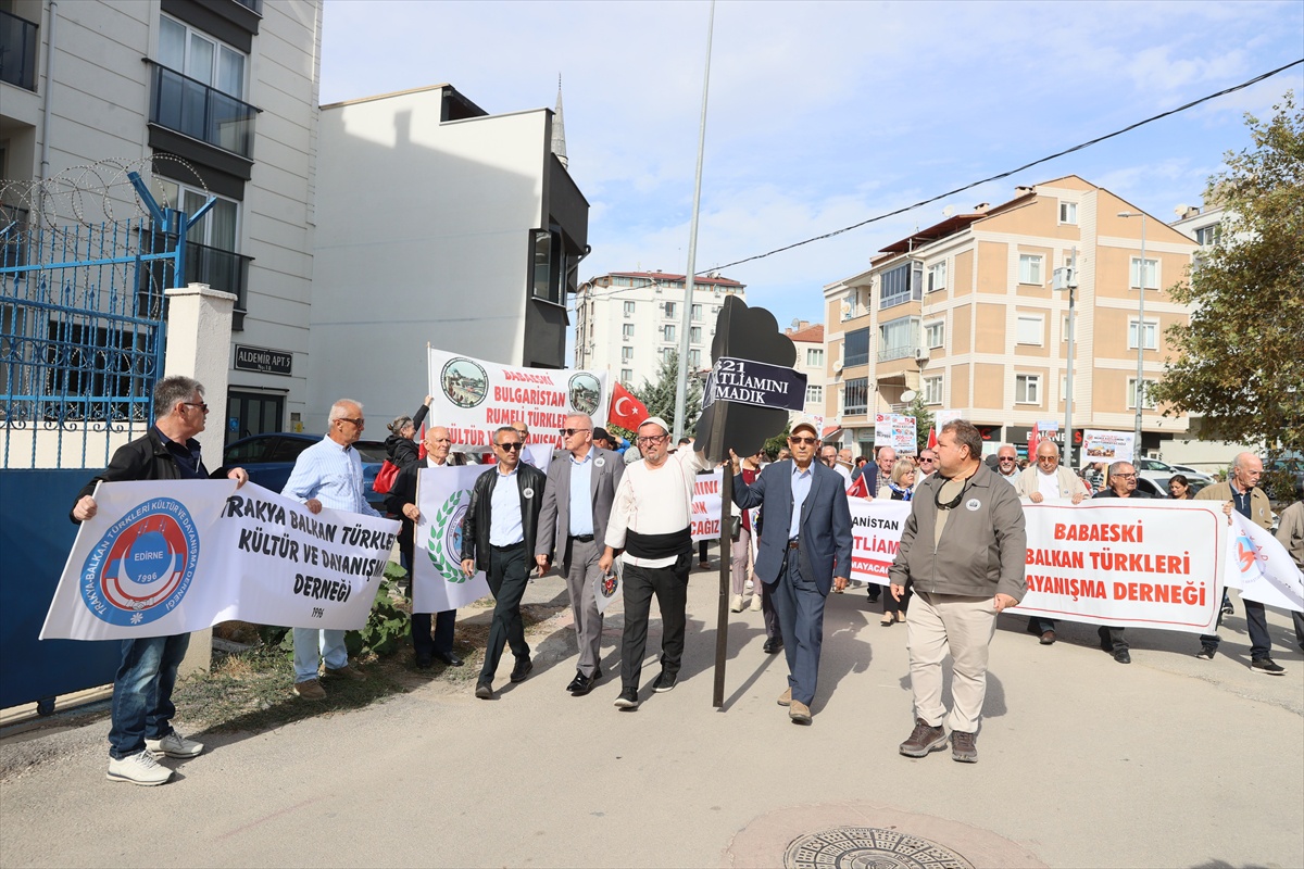 Mora katliamının 205. yılında Edirne'de Yunanistan Konsolosluğuna siyah çelenk bırakıldı
