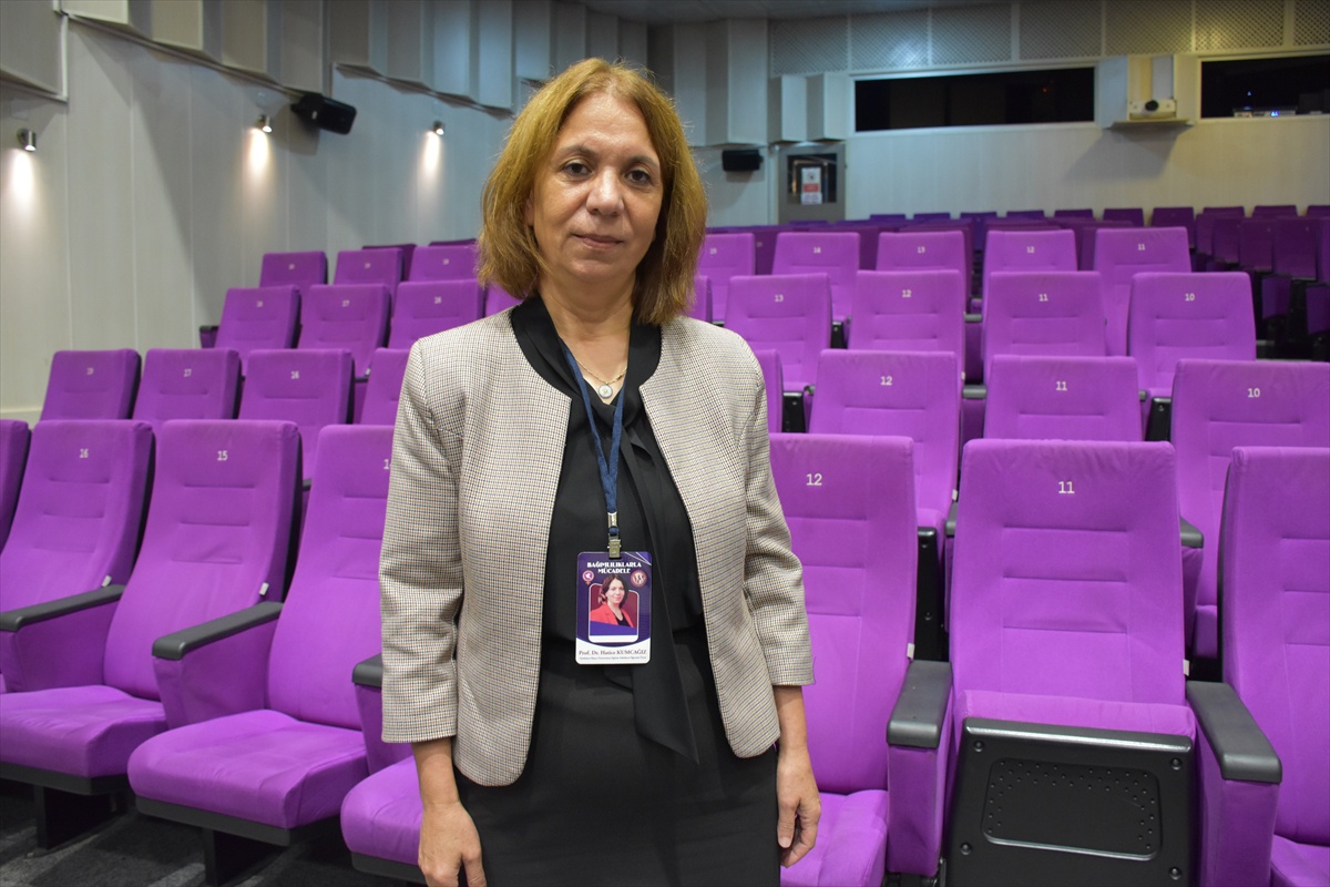 OMÜ'den Kumcağız, teknoloji bağımlılığında aile ve okula görev düştüğünü söyledi