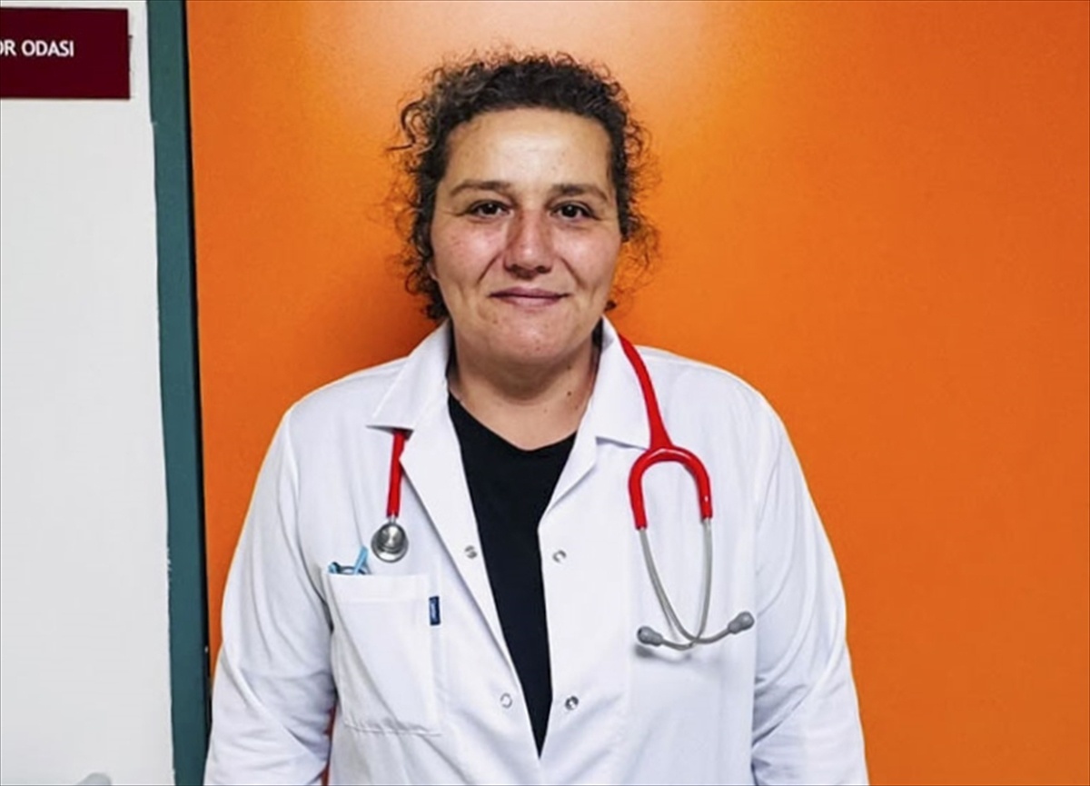 Prof. Dr. Elif Özalkaya, gebelikte tek sigaranın bile riski artırdığını söyledi