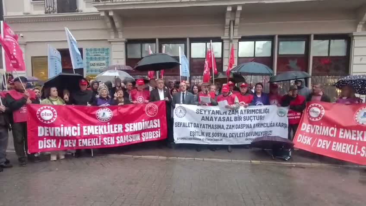 Samsun'da emekli sendikaları seyyanen ödemenin memur emeklilerine verilmesini istedi