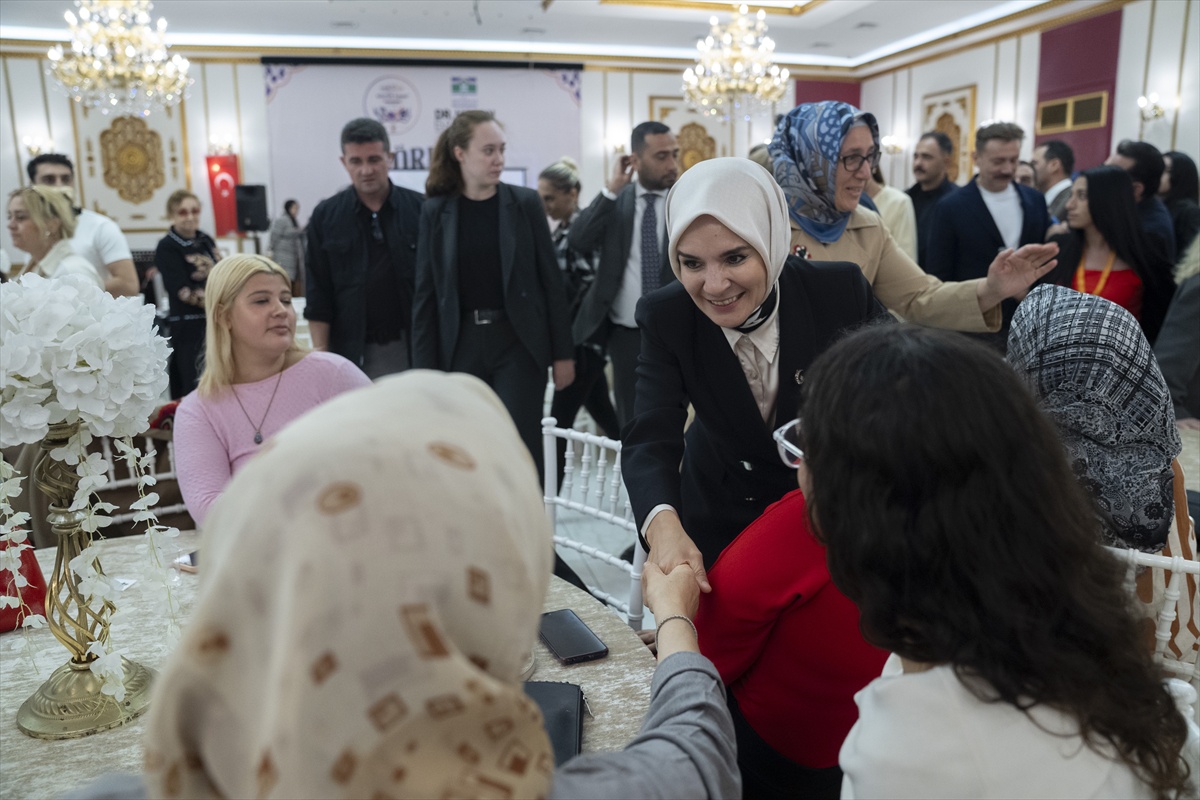 Aile Bakanı Göktaş, hanelerin yüzde 58'inde 18 yaş altı çocuk olmadığını söyledi