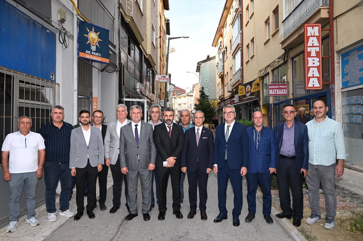 AK Parti Şanlıurfa Milletvekili Dusak, Seydişehir'de esnaf ve muhtarlarla buluştu