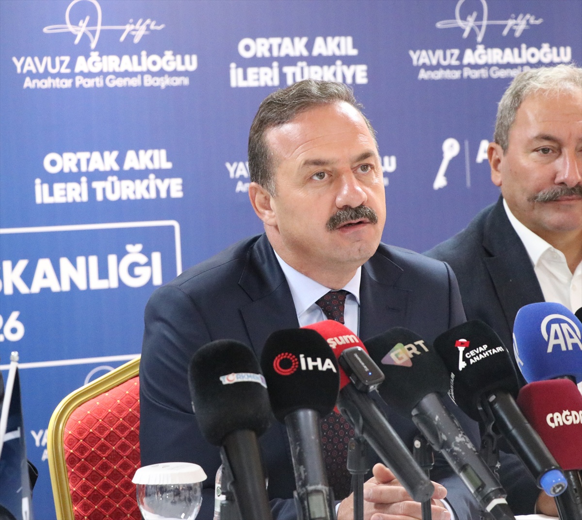 Anahtar Parti Genel Başkanı Ağıralioğlu, Gaziantep'te basın toplantısı düzenledi