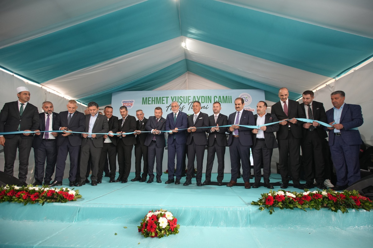 Arnavutköy Ömerli'de 1300 kişilik Mehmet Yusuf Aydın Camii, Bakan Işıkhan'la açıldı