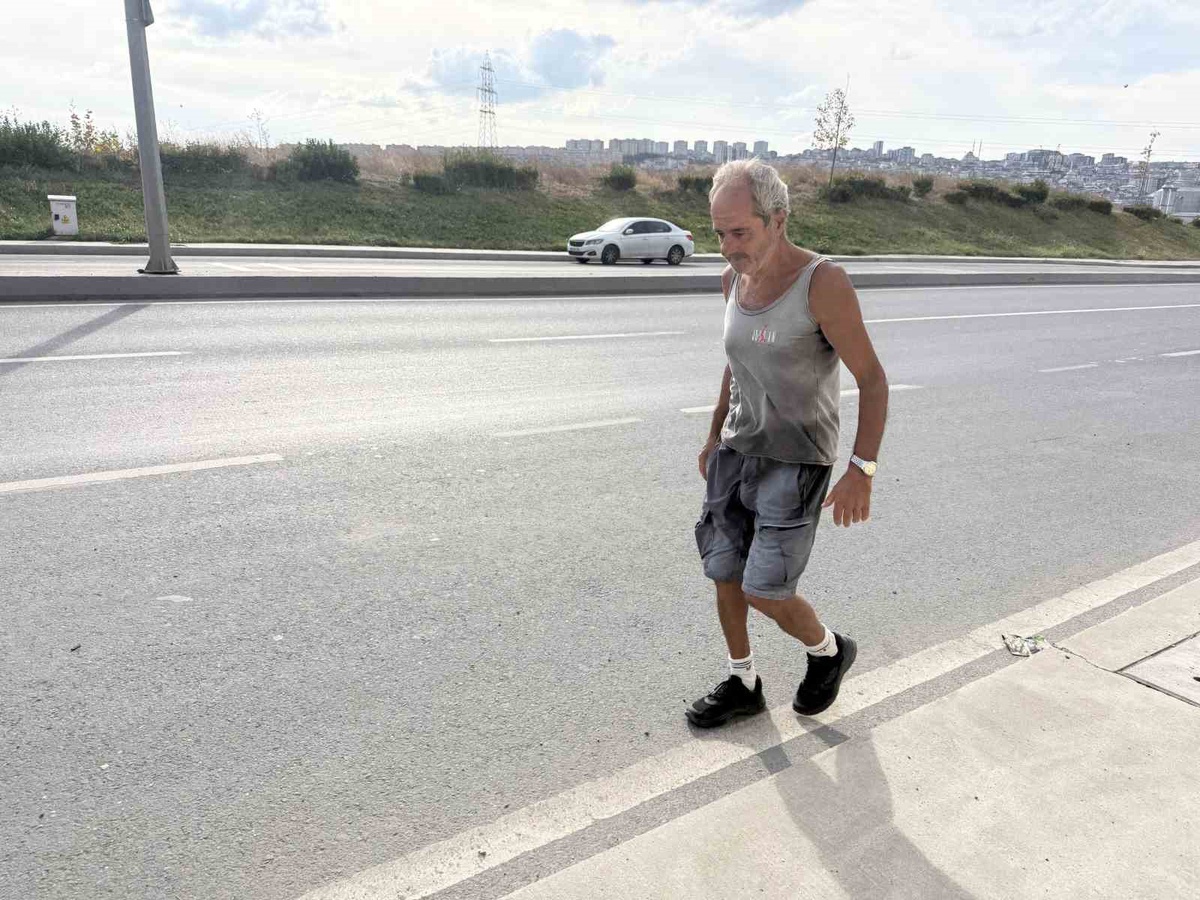 Avcılar'da yaşayan Kemal Demirkol, yüksek tansiyonu için her gün 30 km yürüyor