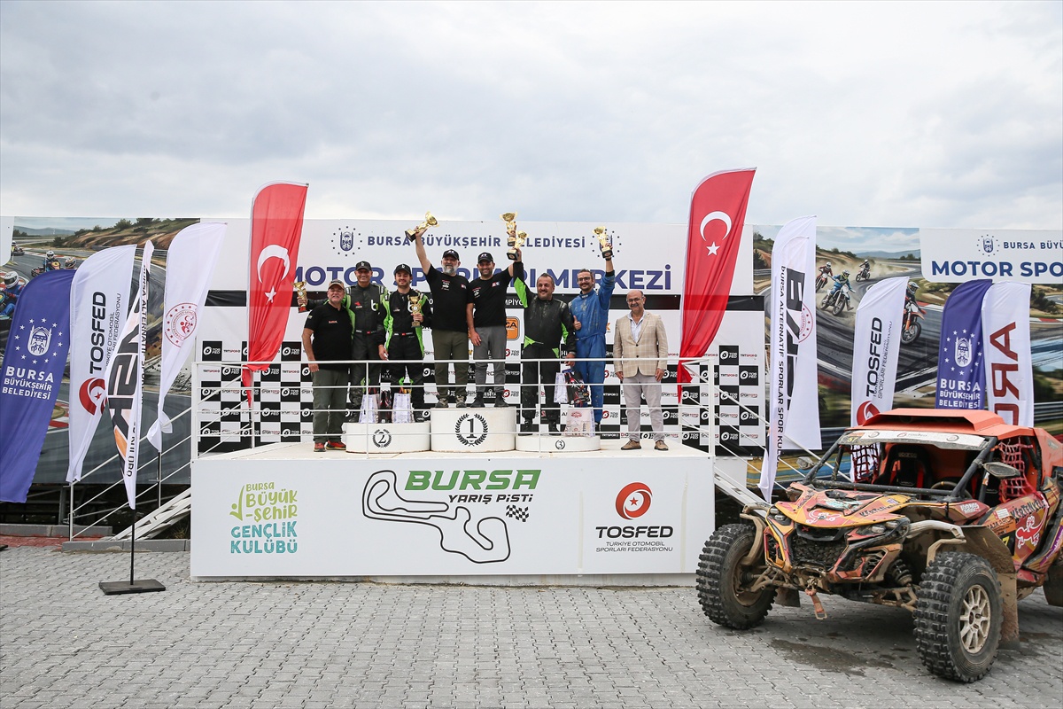 Bursa'daki Baja Arca'da 18 araç ve 36 sporcu 7 kategoride mücadele etti