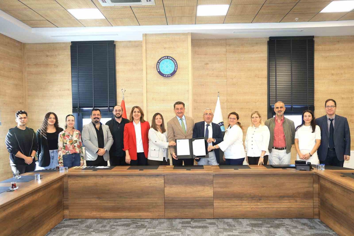 BUÜ Matematik Bölümü ile Döktaş, öğrenciler için sanayi iş birliği protokolü imzaladı