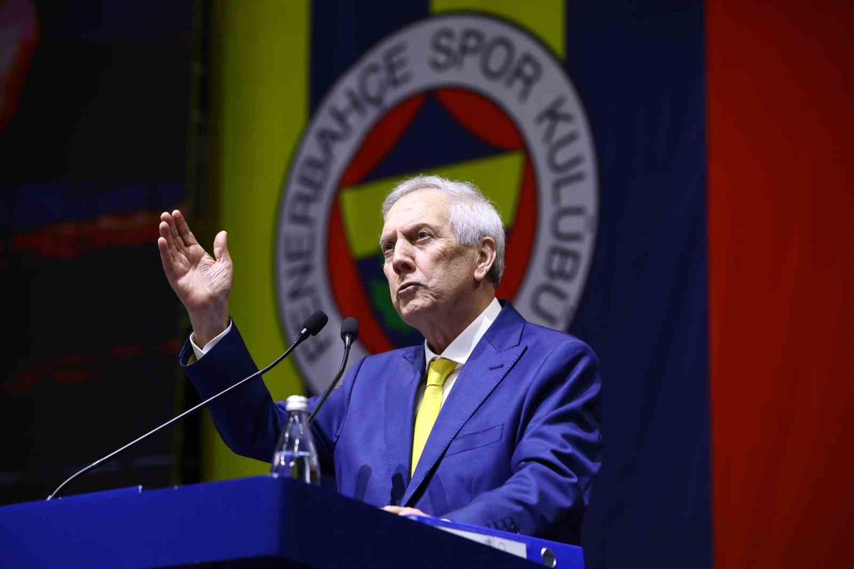 Fenerbahçe Başkanı Yıldırım mali genel kurulda önceki yönetimi ibra etmeyecek