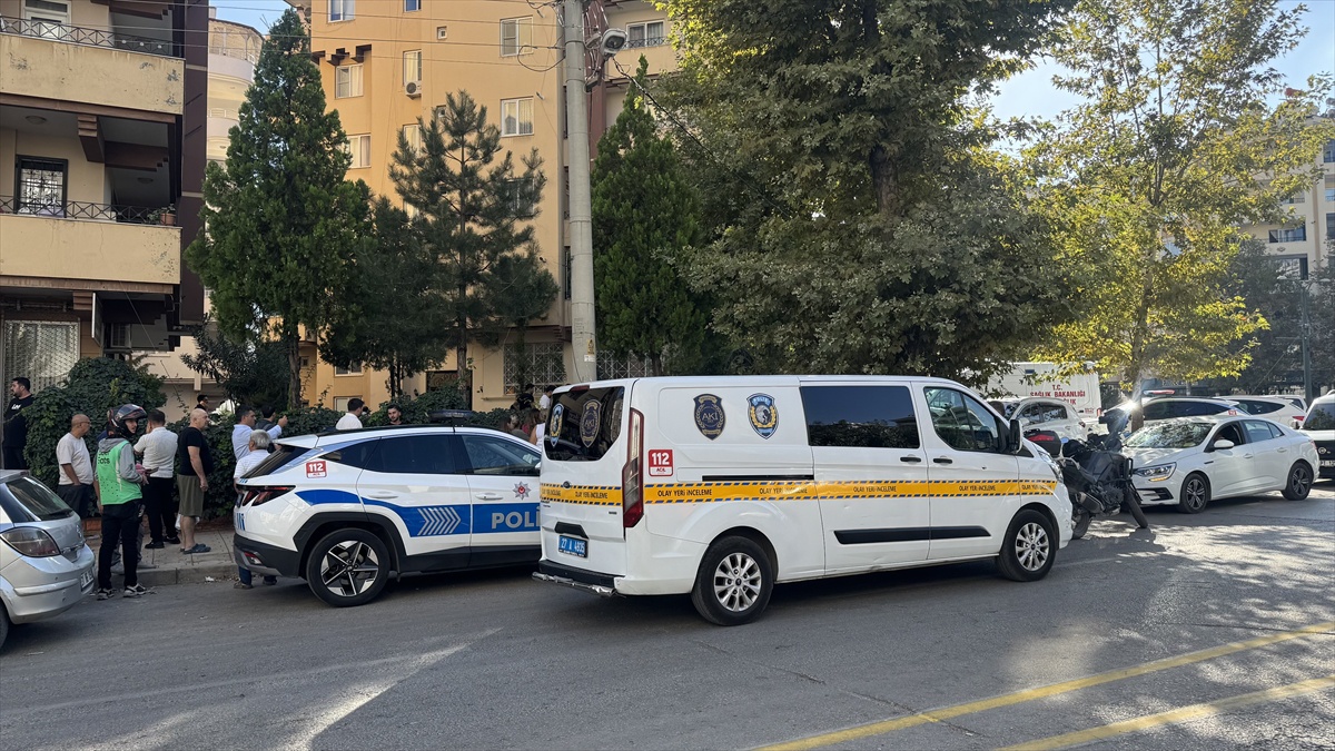 Gaziantep'te bir kişi, tartıştığı arkadaşını öldürüp intihar etti