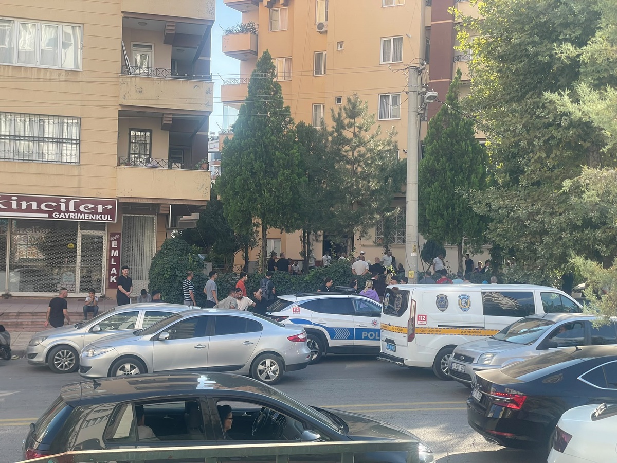 Gaziantep'te inşaat mühendisi arkadaşını tabancayla öldürüp intihar etti