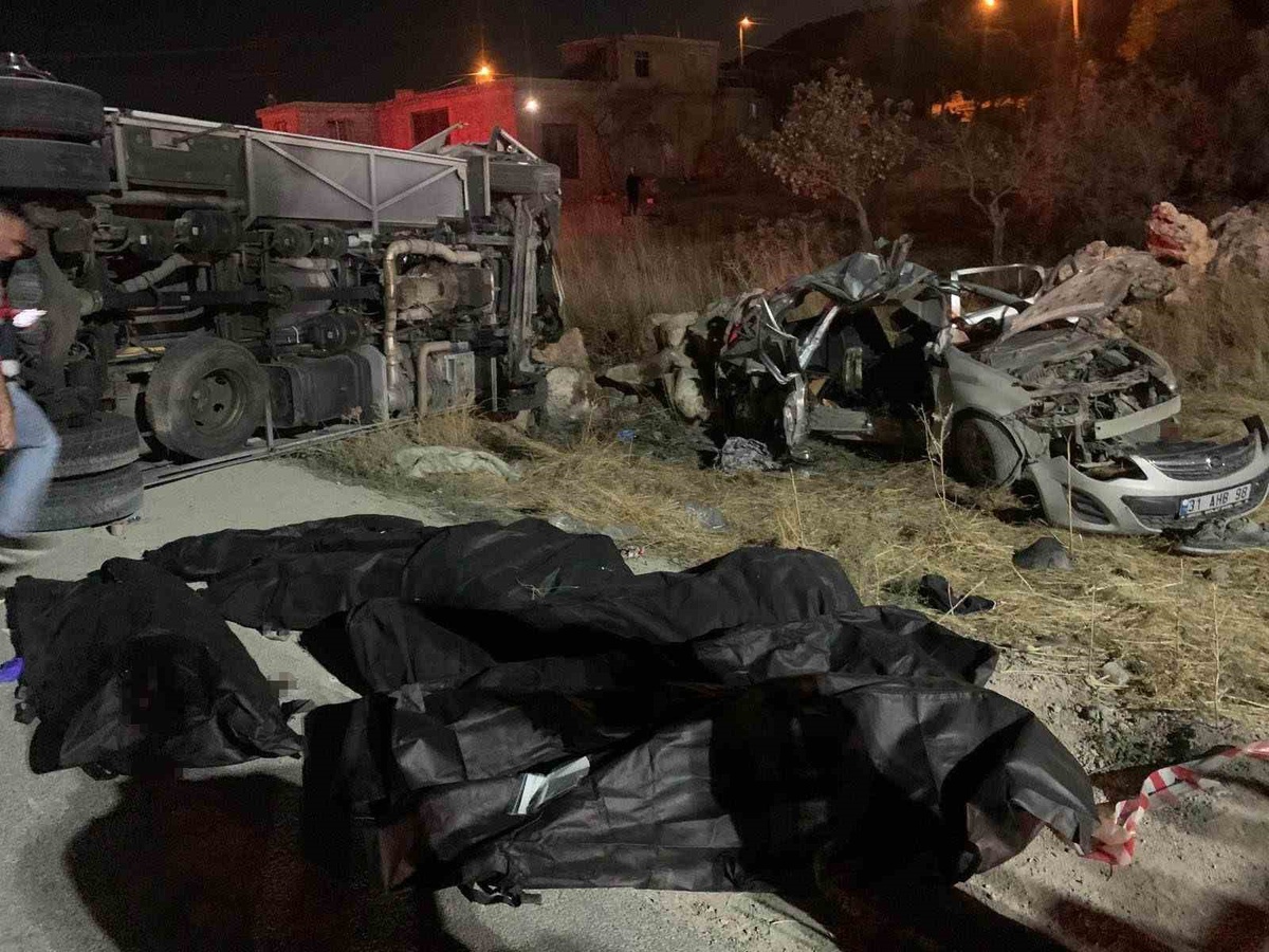 Gaziantep Vali Yardımcısı Eker: '2’si çocuk 7 kişi hayatını kaybetti'