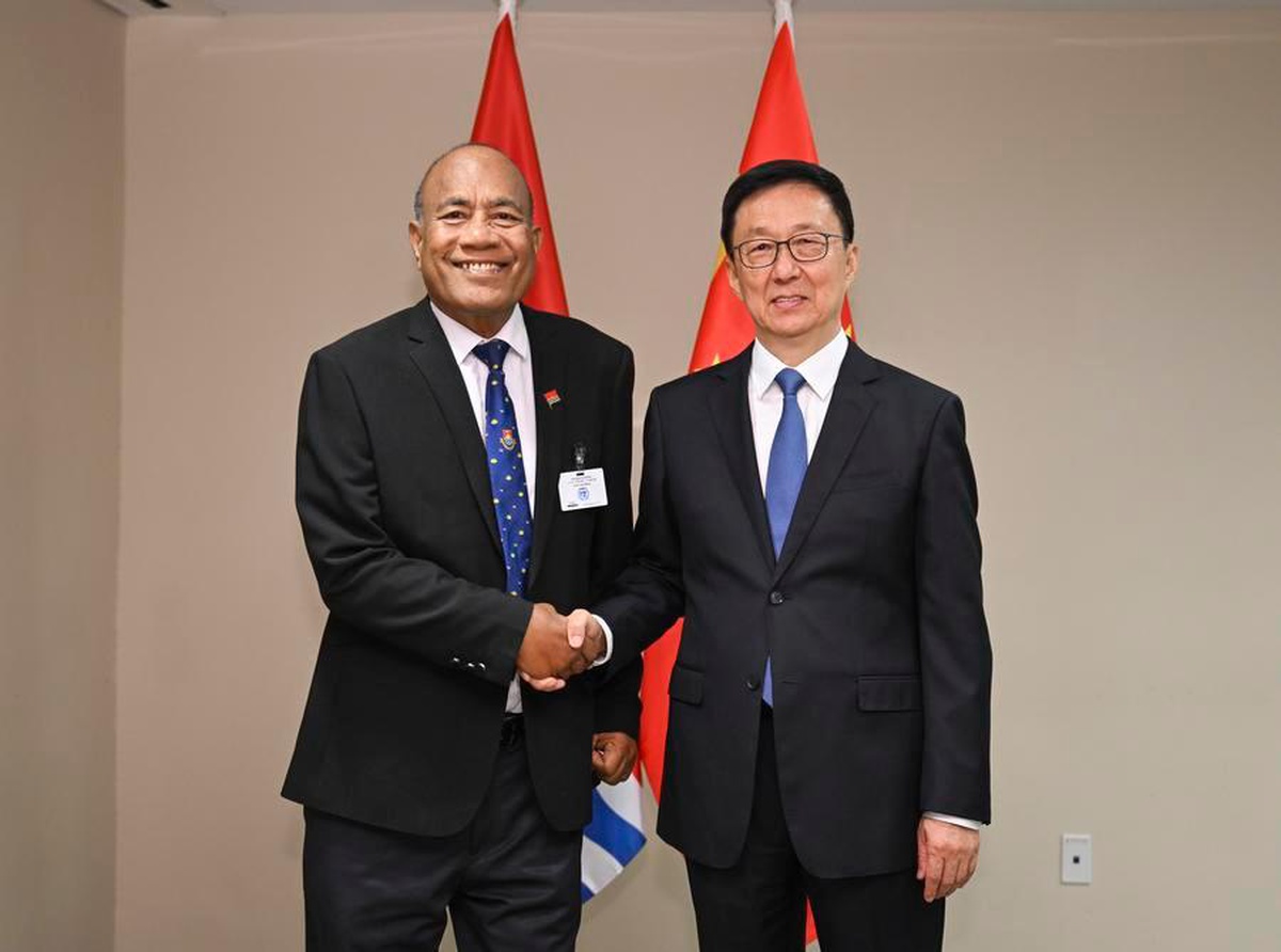 Han Zheng, BM'de Kiribati ile görüşüp ilişkileri yeni zirvelere taşıma çağrısı yaptı