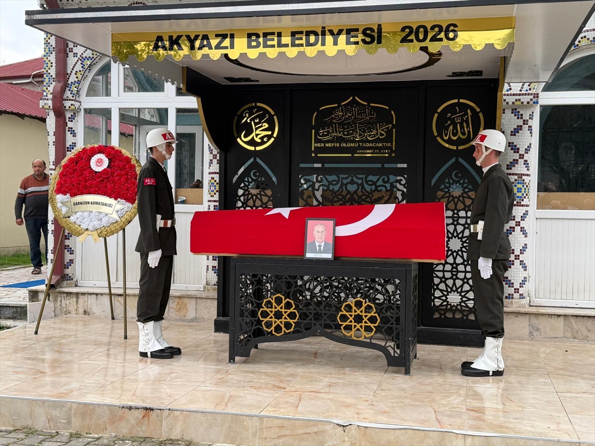 Kıbrıs gazisi Metin Çalışkan, Sakarya Akyazı'da askeri törenle toprağa verildi