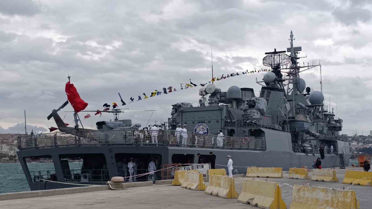 Preveze Deniz Zaferi'nin 488. yılında TCG Yıldırım Tekirdağ'da ziyarete açıldı