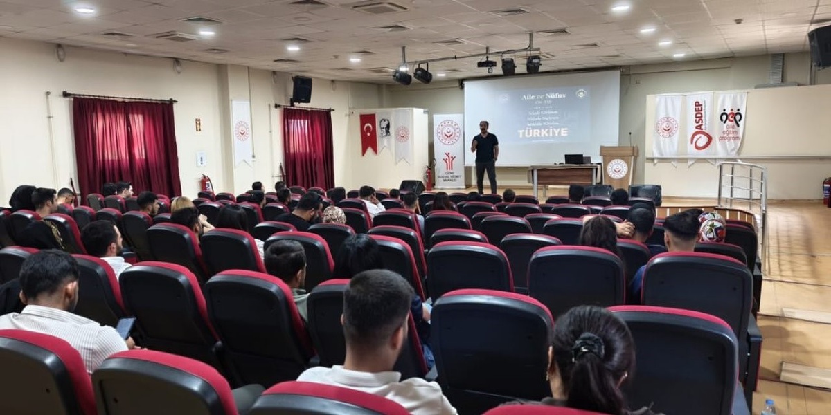 Şırnak Cizre'de Evlenecek Gençlerin Desteklenmesi Projesi kapsamında eğitim verildi