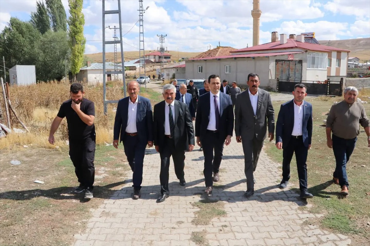 Ulaş Kaymakamı Avcı, Kurtoğlu köyünde vatandaşların talep ve önerilerini dinledi