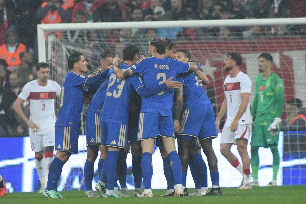 A Milli Futbol Takımı, İtalya'ya 4-1 yenilerek Uluslar A Ligi'nde 2'de 0 yaptı