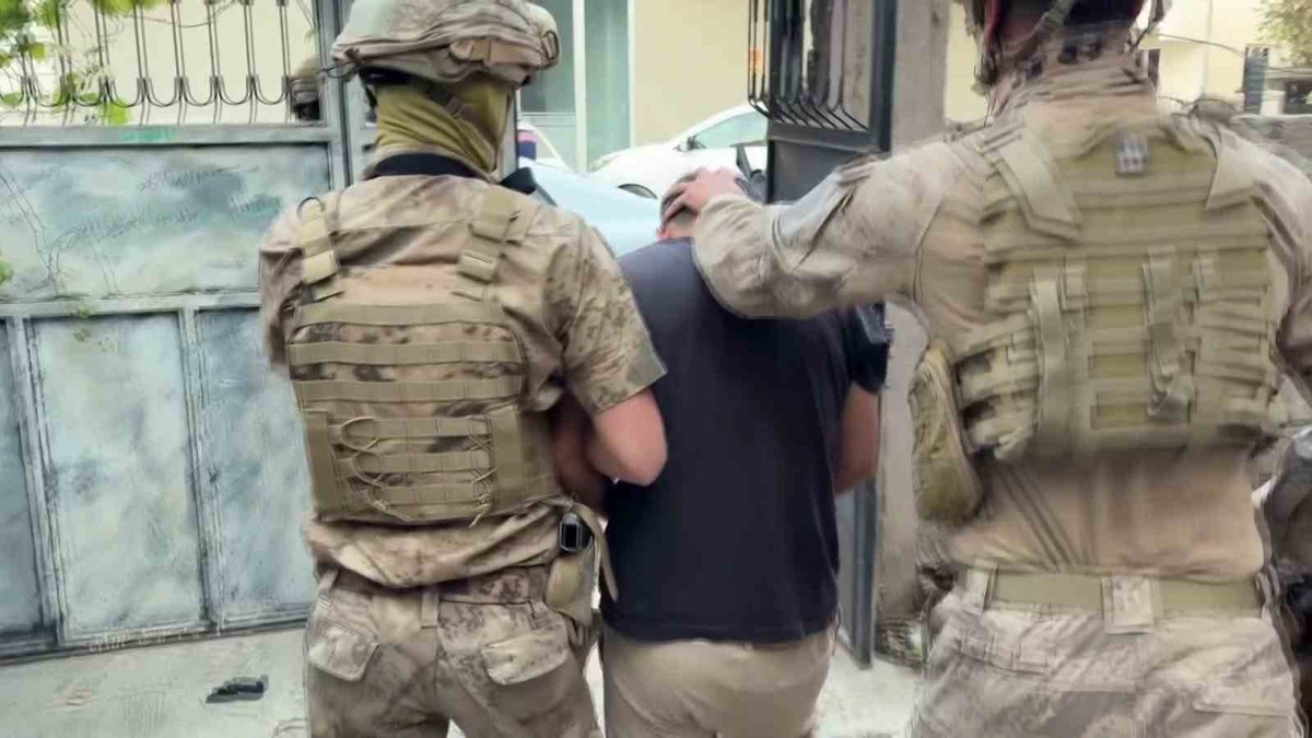 Adıyaman'da DEAŞ soruşturmasında yabancı uyruklu 5 şüpheli gözaltına alındı
