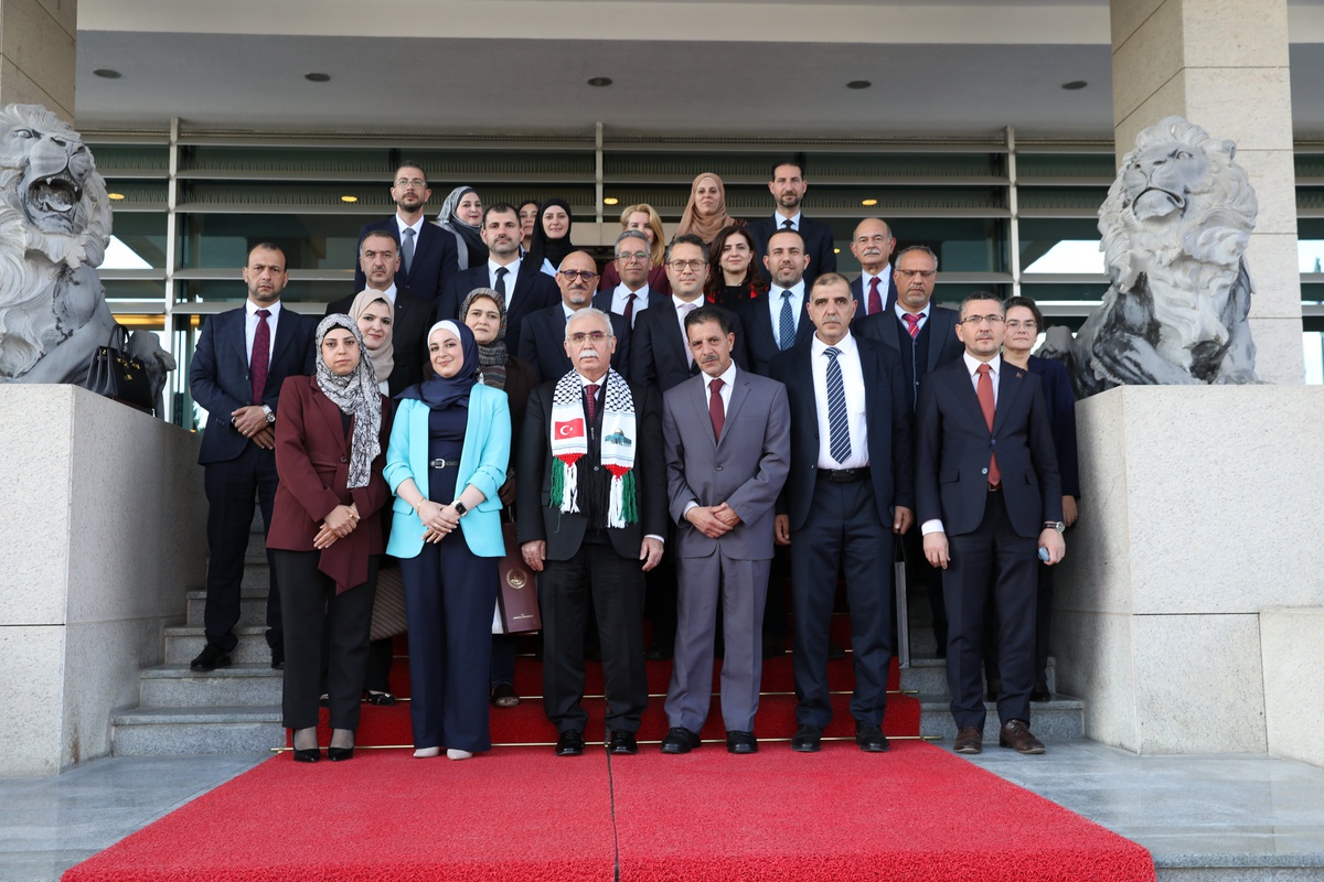 AYM Başkanı Özkaya, Filistinli yargı heyetini kabul edip Gazze'deki ihlalleri kınadı