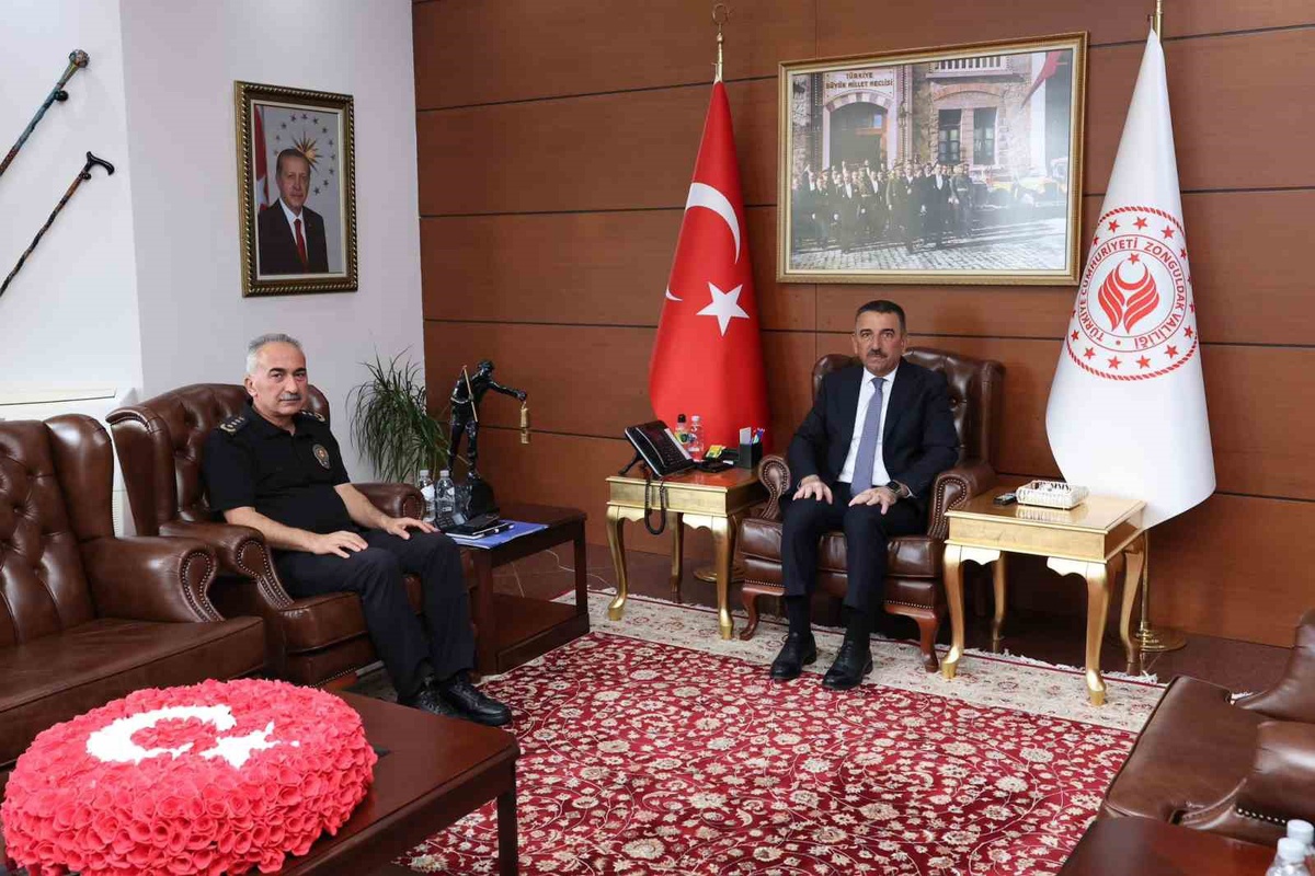 Batman'dan Zonguldak'a atanan Emniyet Müdürü İbrahim Kaba, Vali'yi ziyaret etti