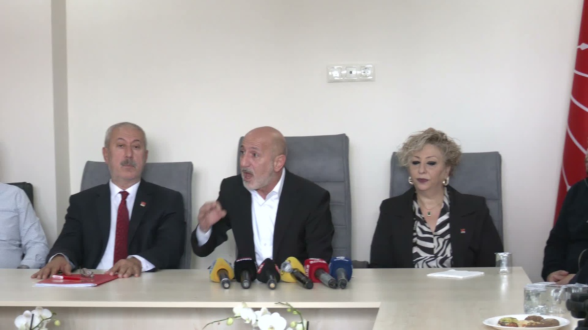 CHP'li Öztunç fon iddialarında hesap sorulmasını istedi, Tekin'e istifa çağrısı yaptı
