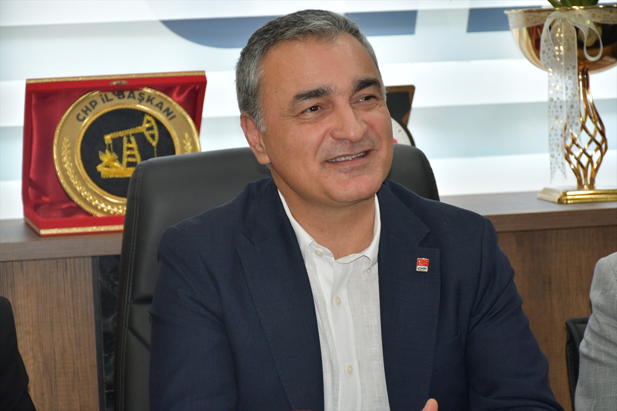 CHP Sözcüsü Müslim Sarı Batman’da Terörsüz Türkiye sürecine destek verdi