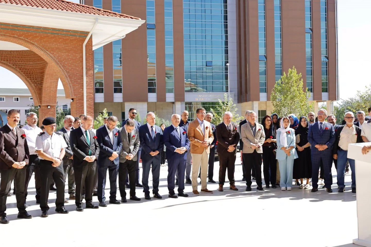 Denizli'de Mukaddes Emanetler Sergisi açıldı, bir hafta ziyaret edilebilecek