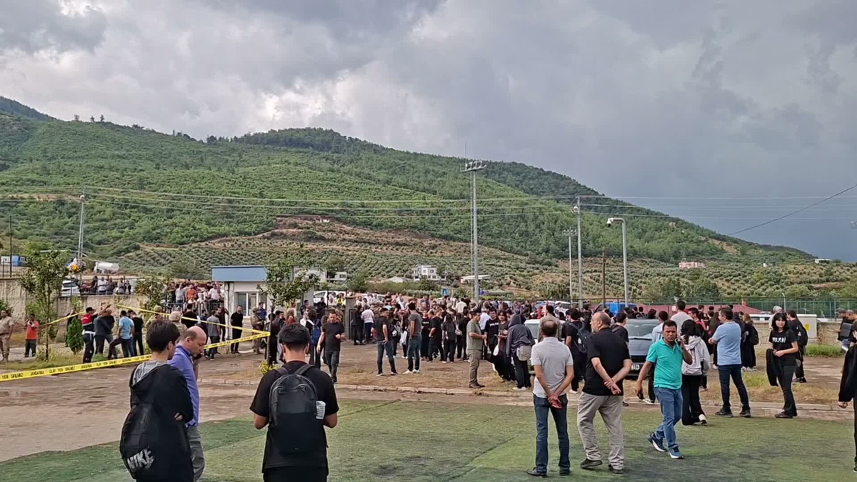 Eğitim-İş Osmaniye Şube Başkanı Yücel, öğretmenin öldürüldüğü okulda MEB'i uyardı