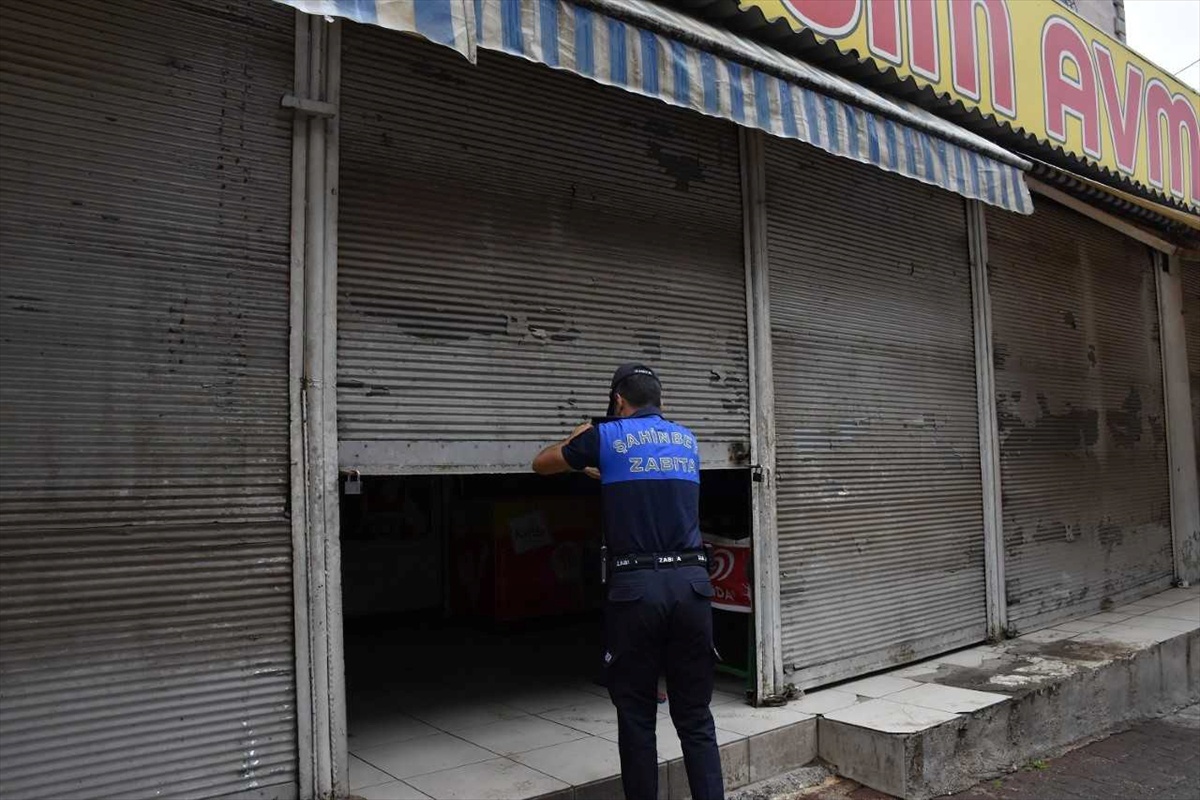 Gaziantep Şahinbey'de son kullanma tarihi geçmiş ürün satan iş yeri 3 gün kapatıldı