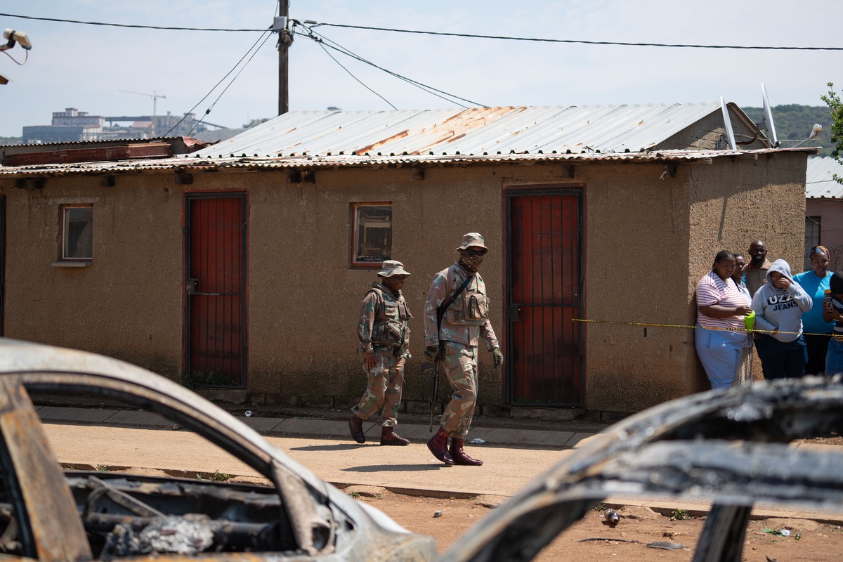 Güney Afrika'da eğlence mekanına silahlı saldırıda 17 kişi öldü, 15 kişi yaralandı